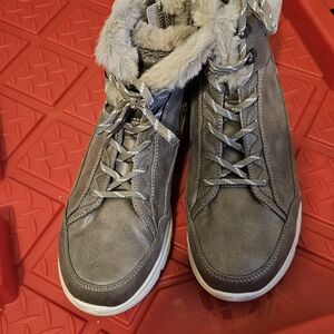 Skechers Gray Faux-Fur Lined Lace-Up Ankle Booties